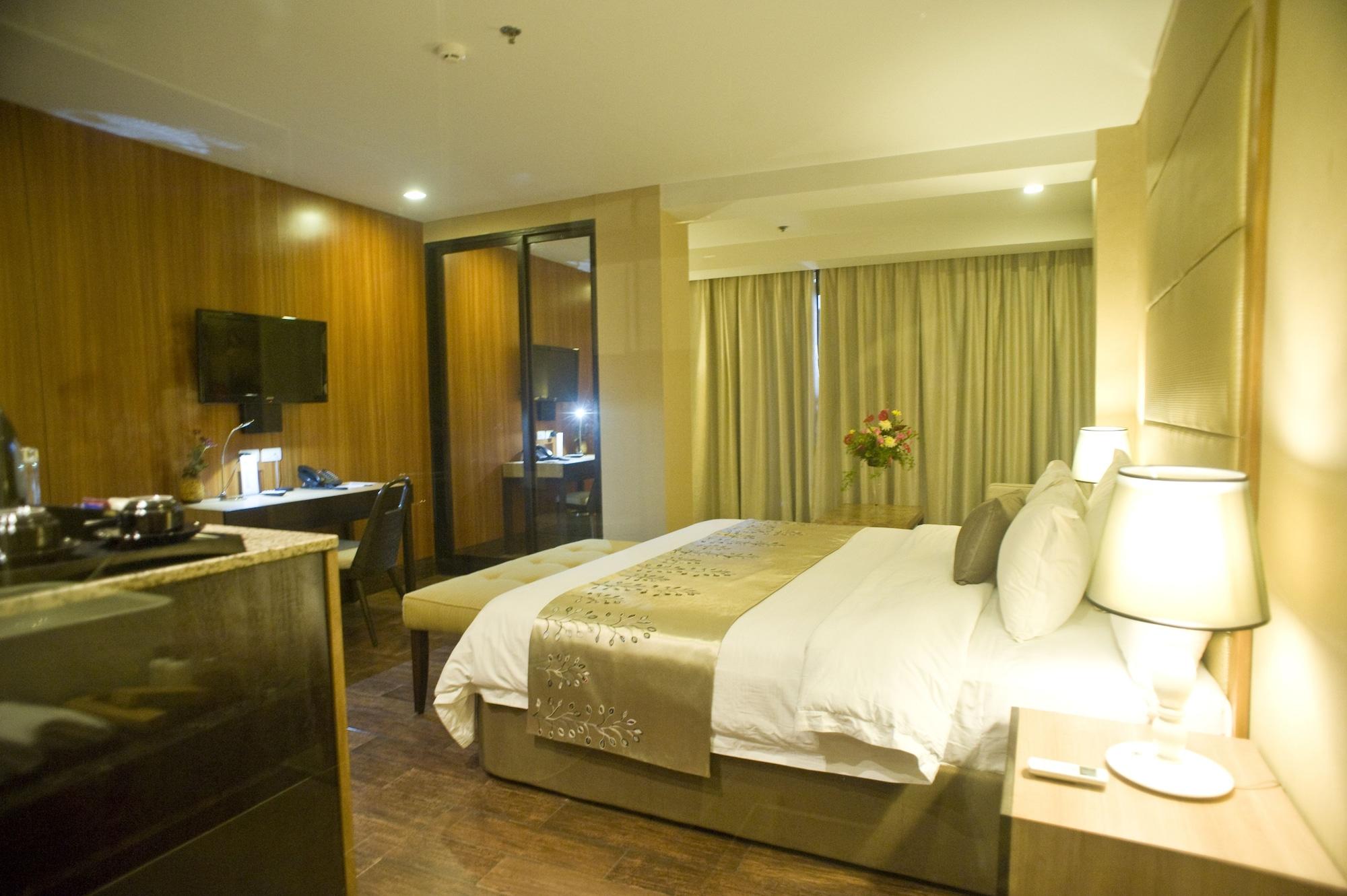 Goldberry Suites & Hotel Mactan Lapu-Lapu City Exteriér fotografie