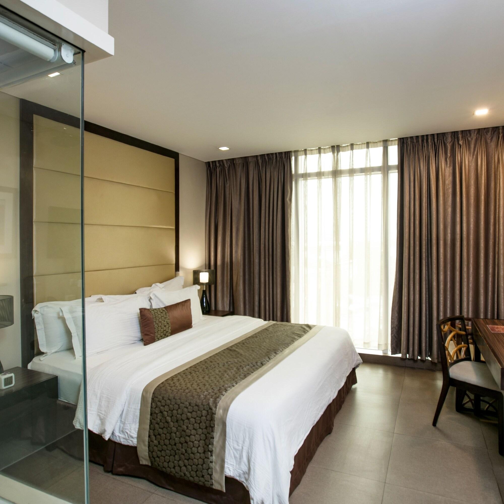 Goldberry Suites & Hotel Mactan Lapu-Lapu City Exteriér fotografie
