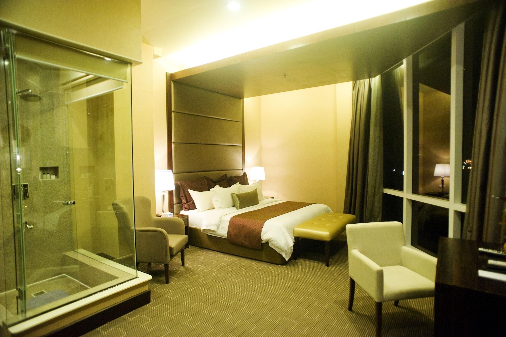 Goldberry Suites & Hotel Mactan Lapu-Lapu City Exteriér fotografie